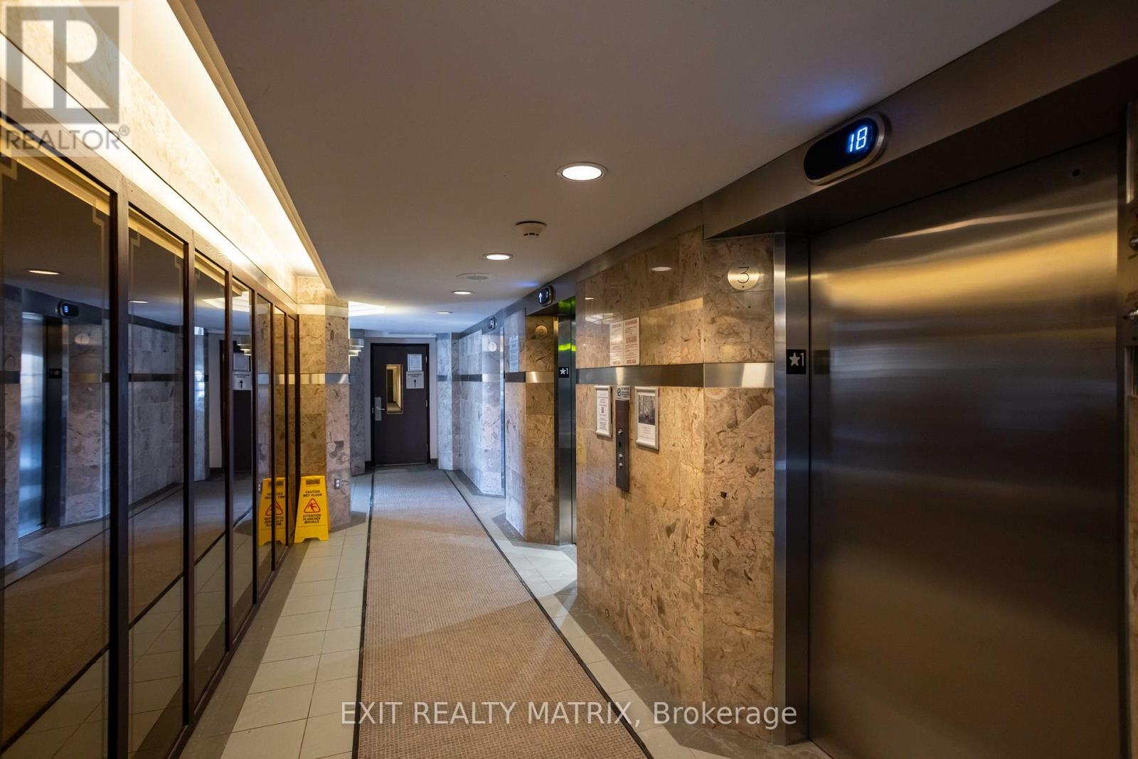 1007 - 2759 Carousel Crescent