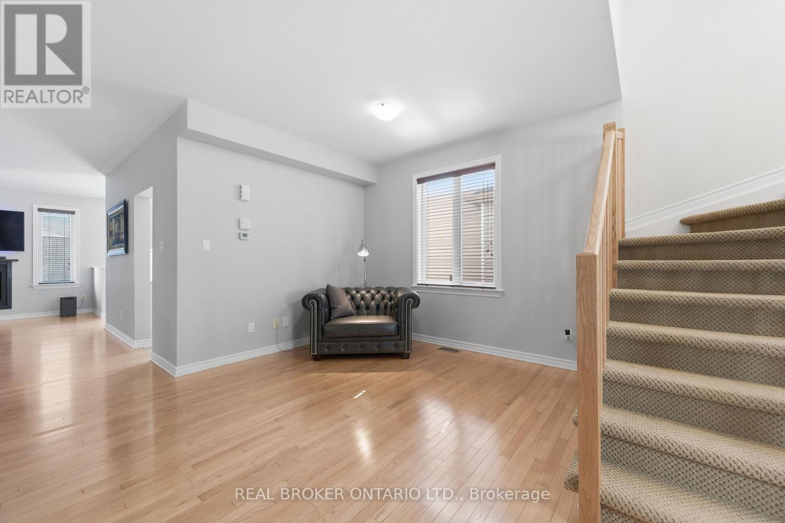 417 Stalwart Crescent