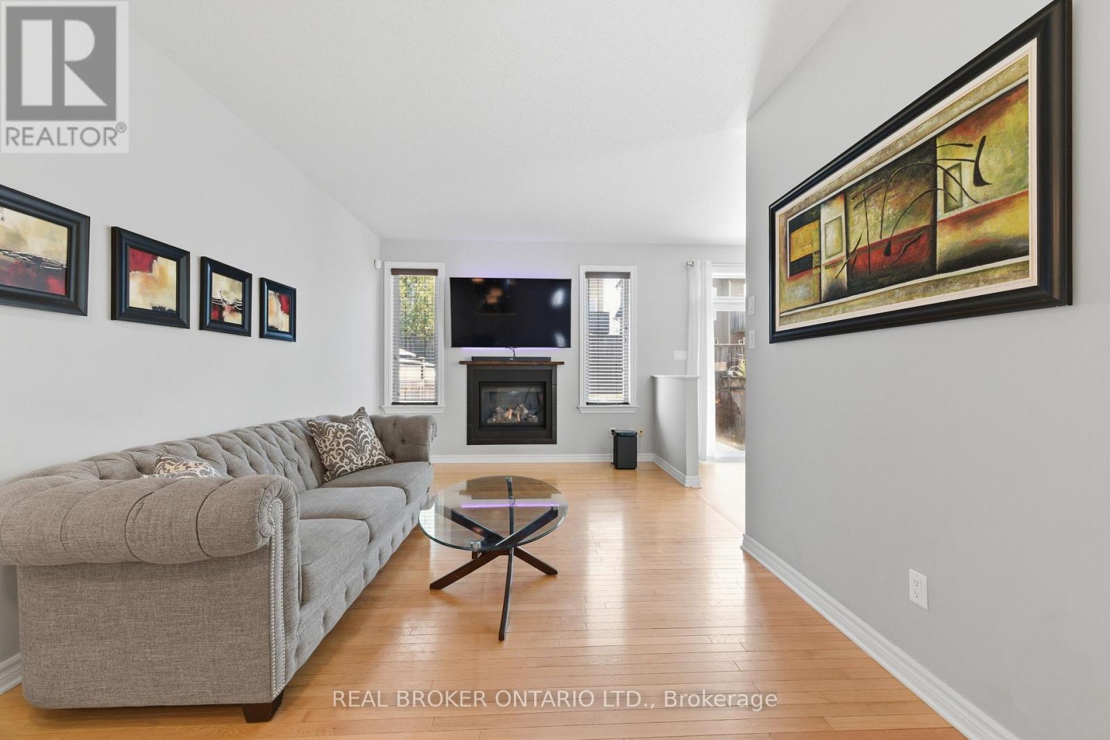 417 Stalwart Crescent