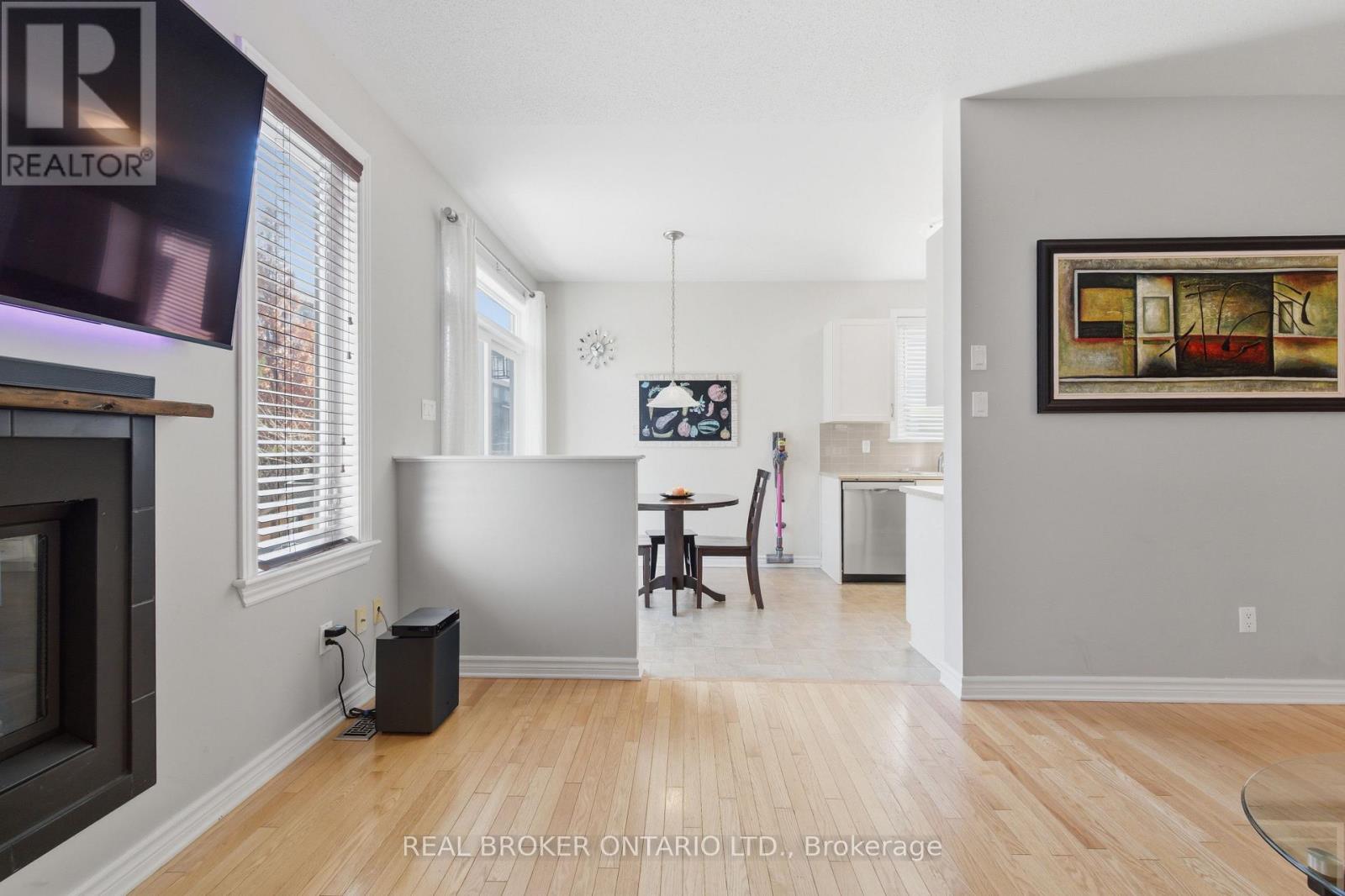 417 Stalwart Crescent