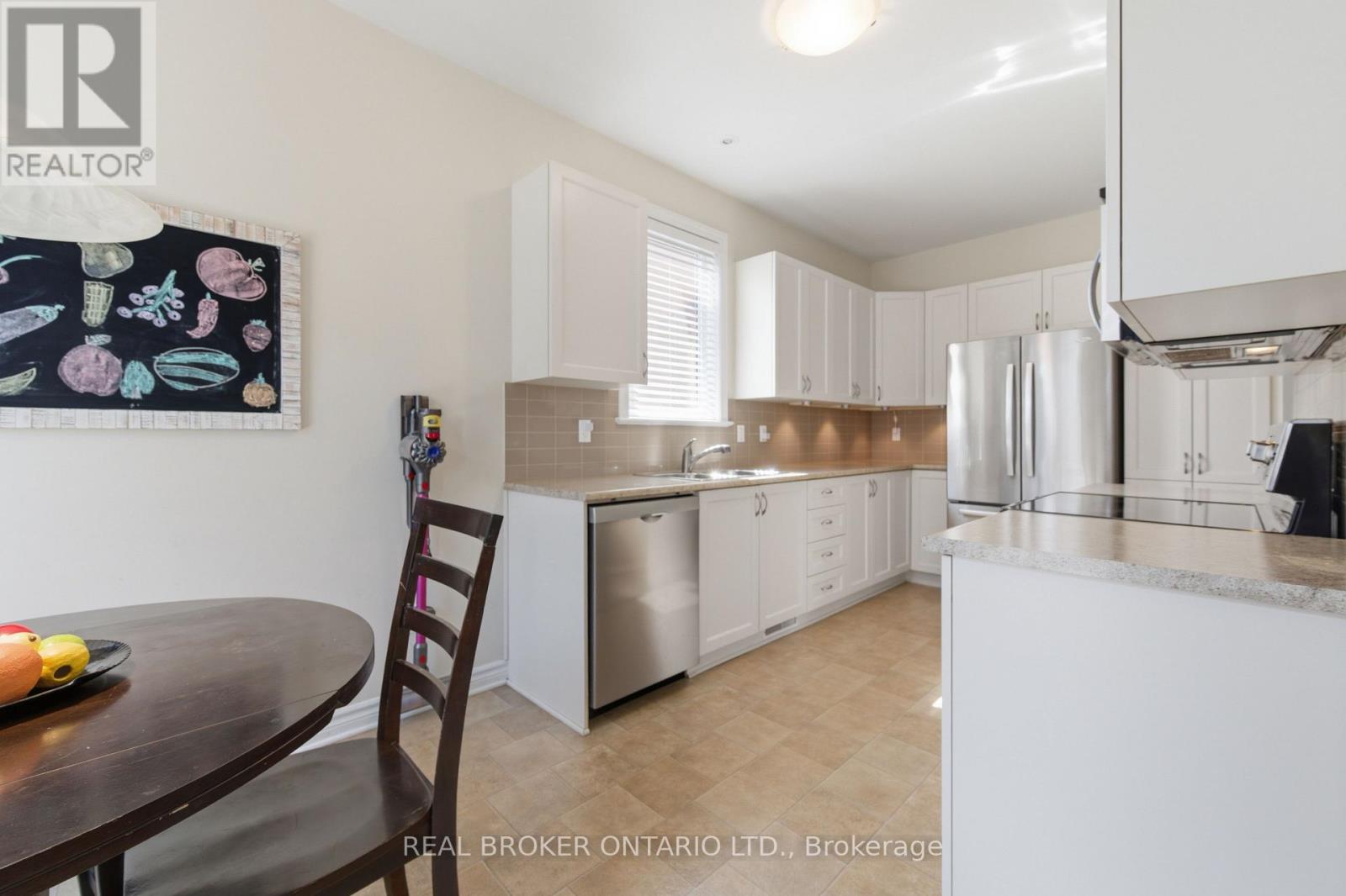 417 Stalwart Crescent