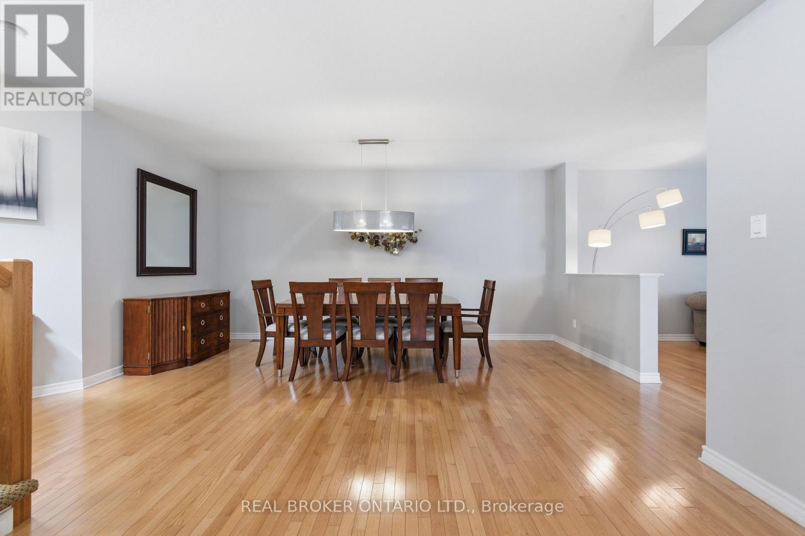 417 Stalwart Crescent