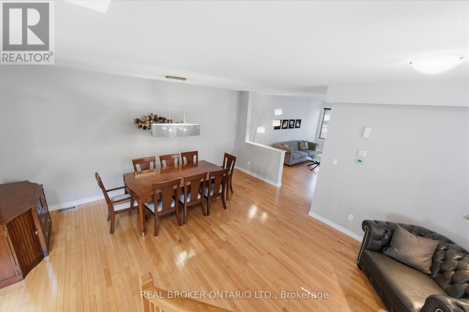 417 Stalwart Crescent