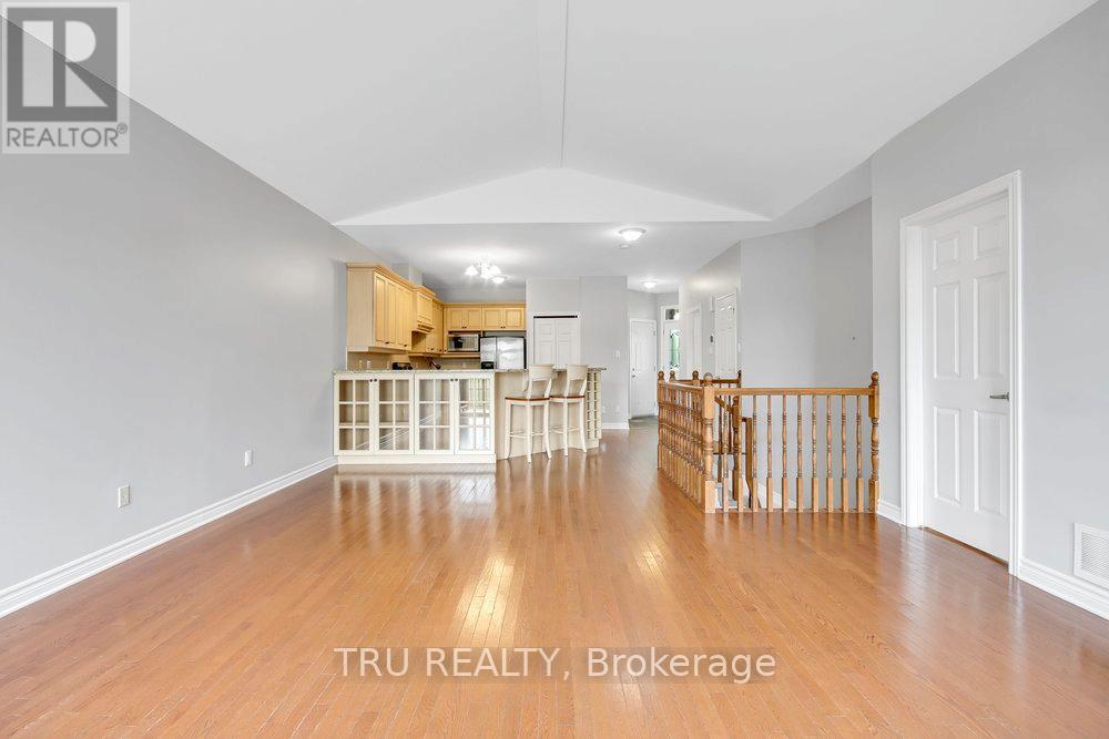 108 Villageview Private