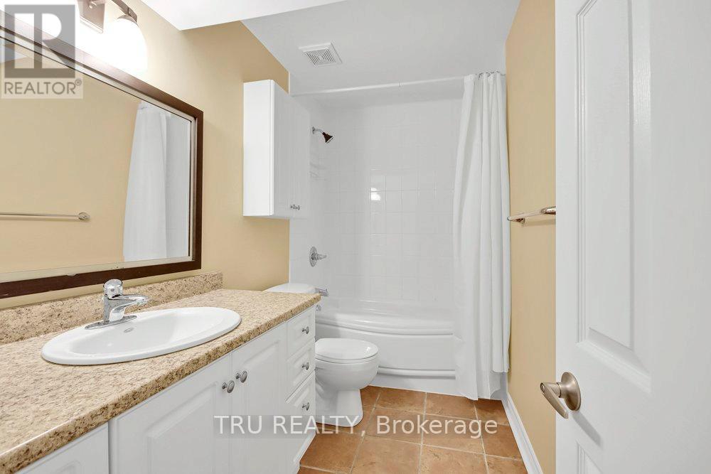 108 Villageview Private