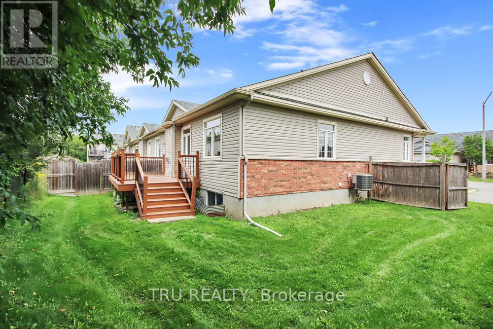 108 Villageview Private