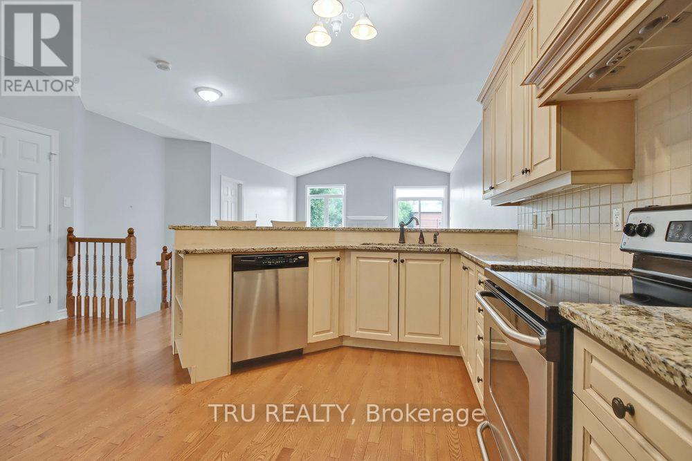 108 Villageview Private