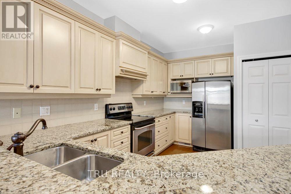 108 Villageview Private