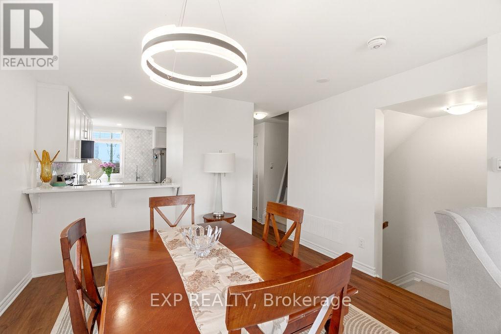 32 - 2621 Longfields Drive