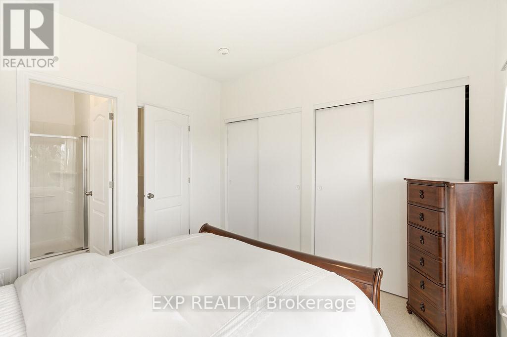 32 - 2621 Longfields Drive