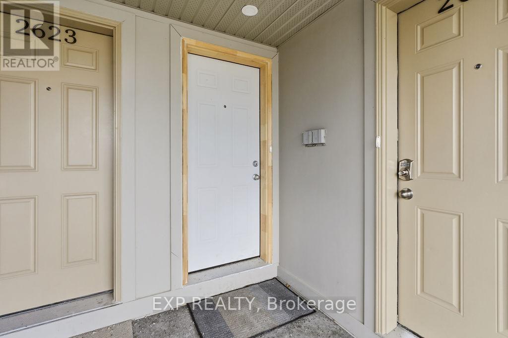 32 - 2621 Longfields Drive