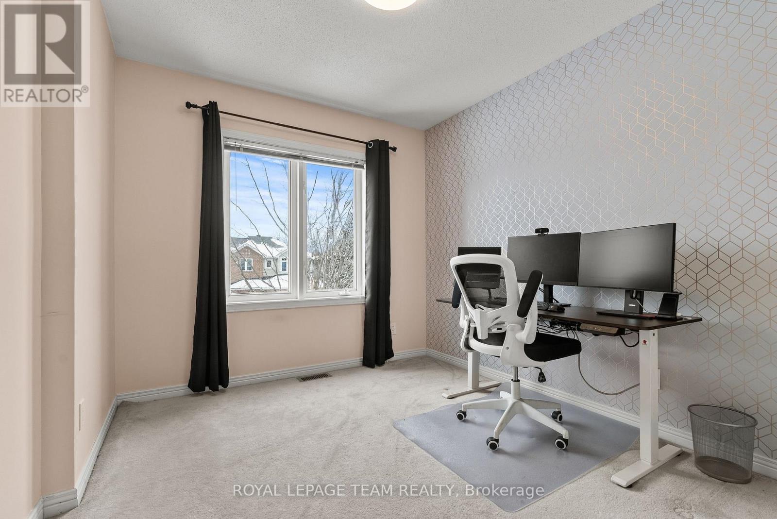 5 Milner Downs Crescent