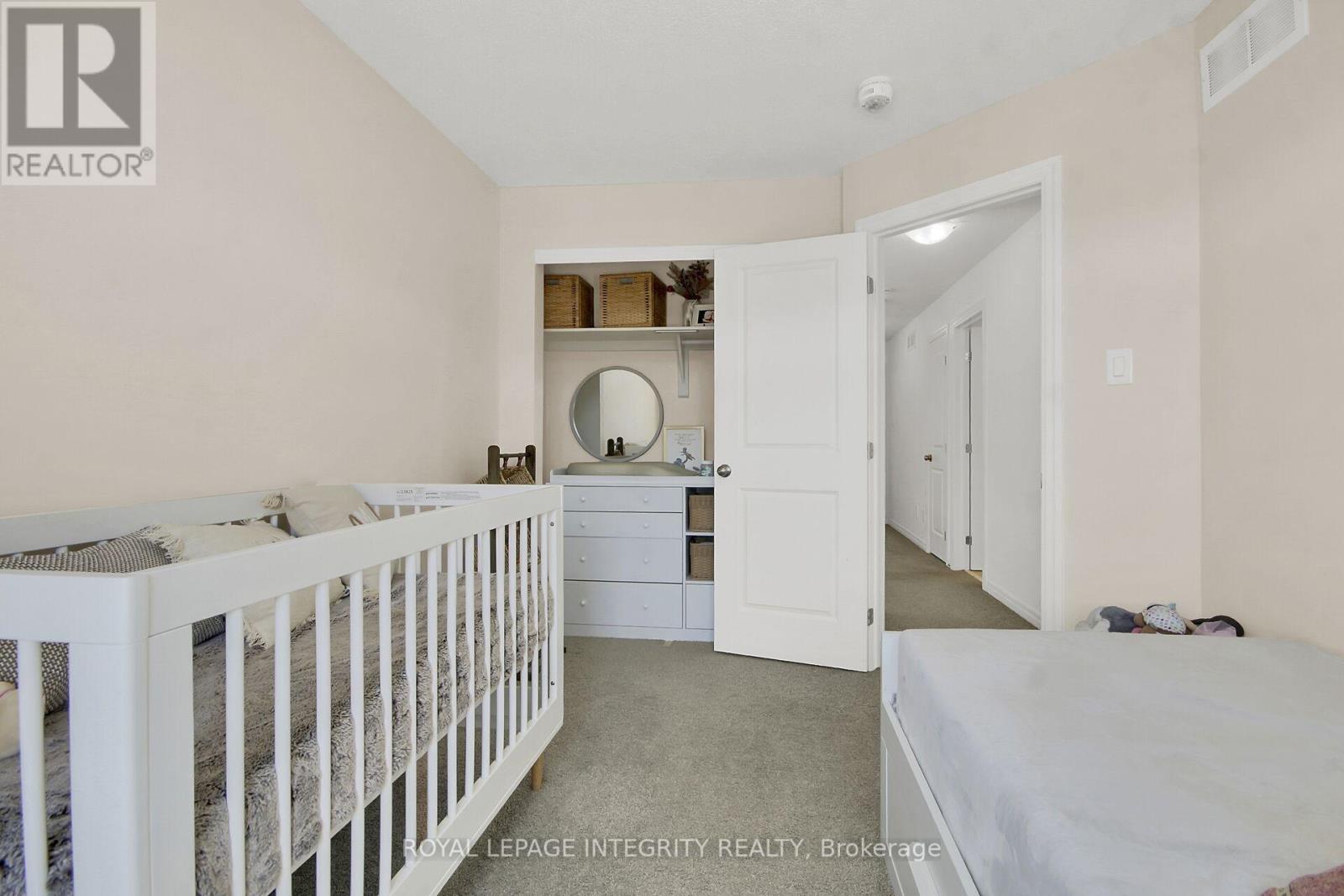 310 Broadridge Crescent