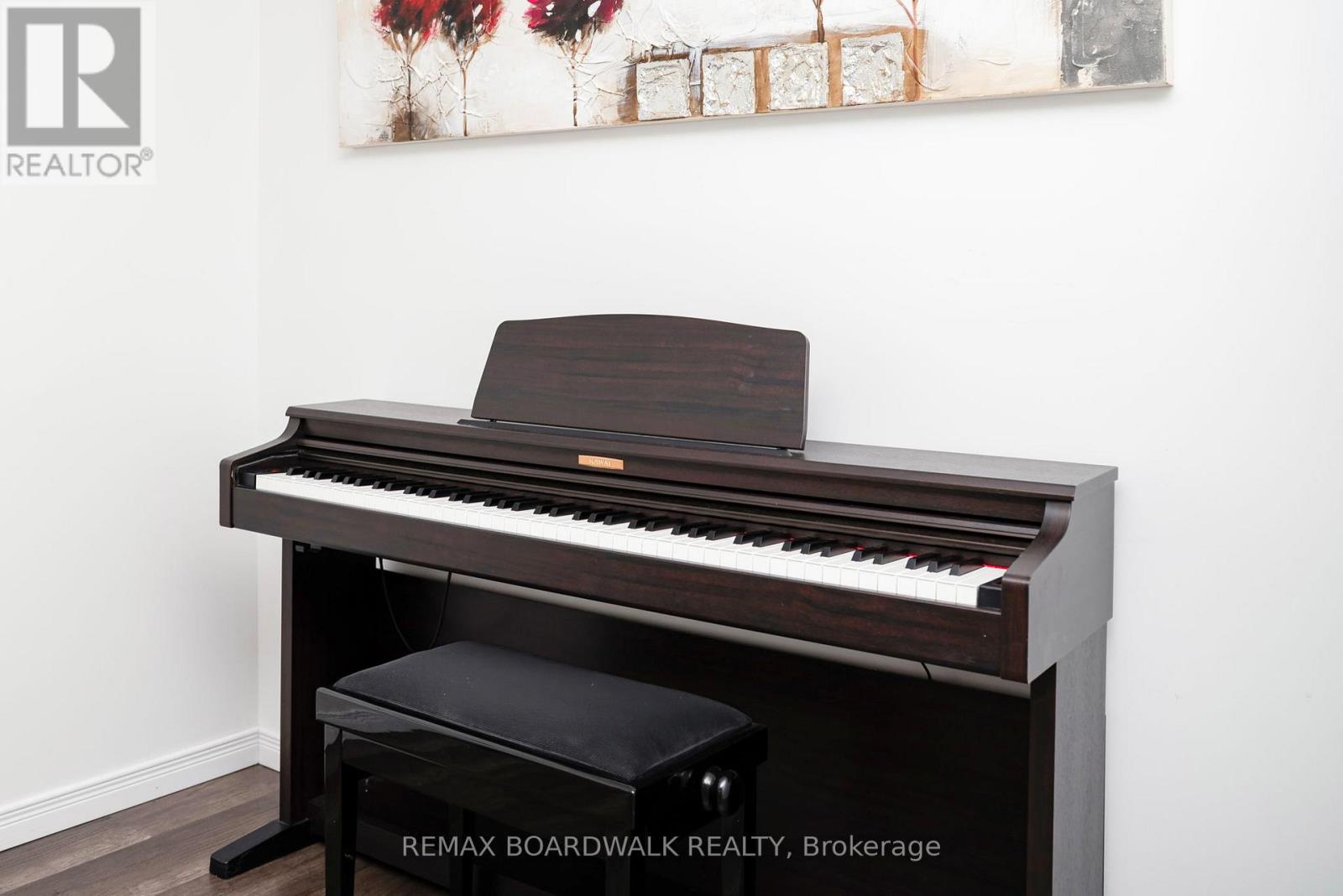 302 Haliburton Heights