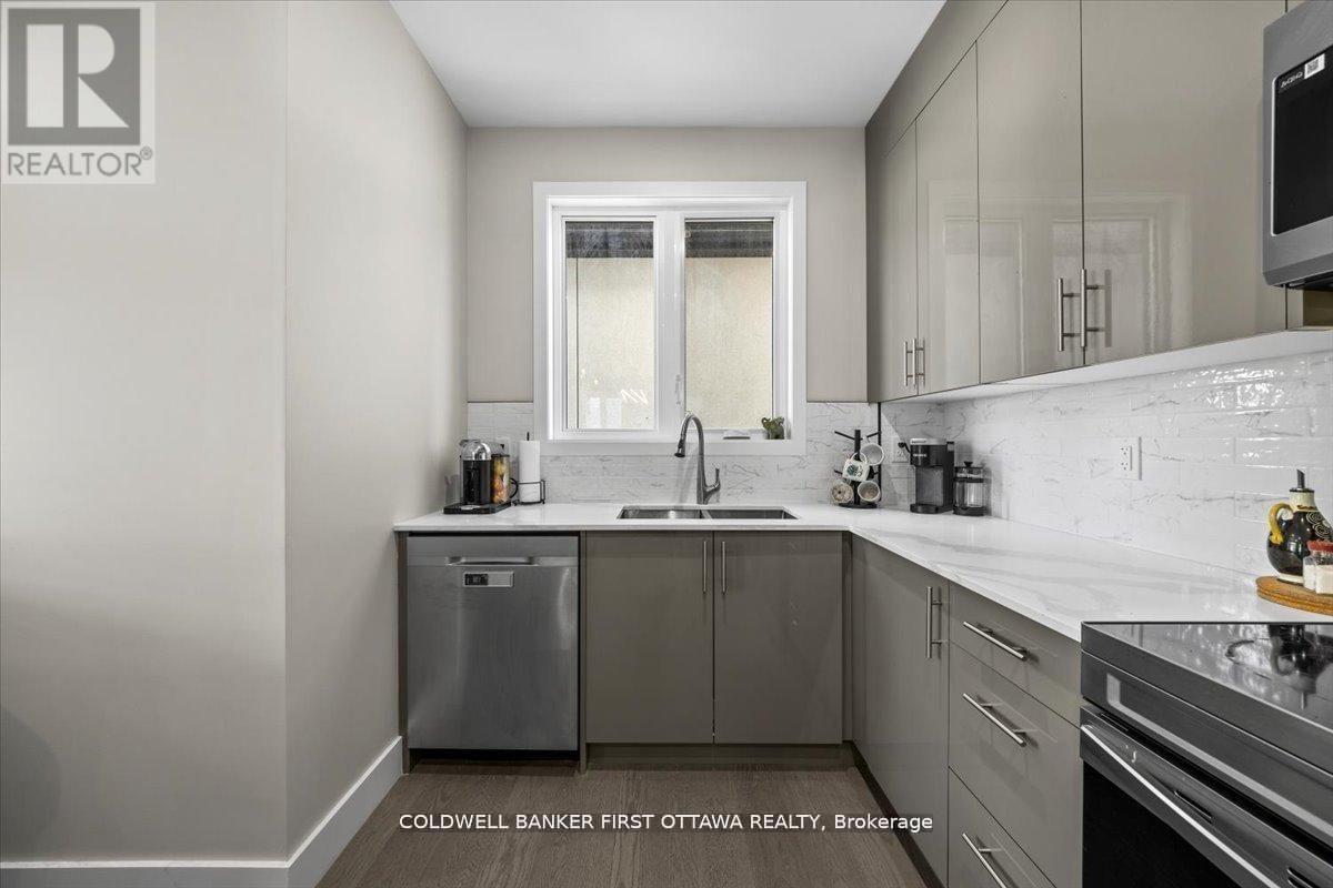 A & B - 25 Pennard Way