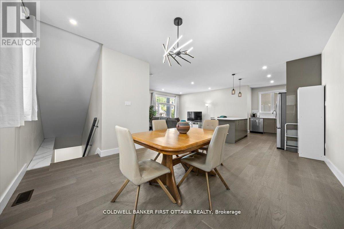 A & B - 25 Pennard Way