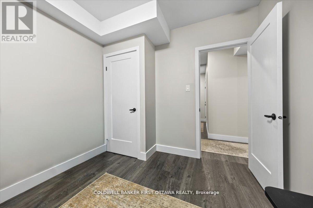 A & B - 25 Pennard Way