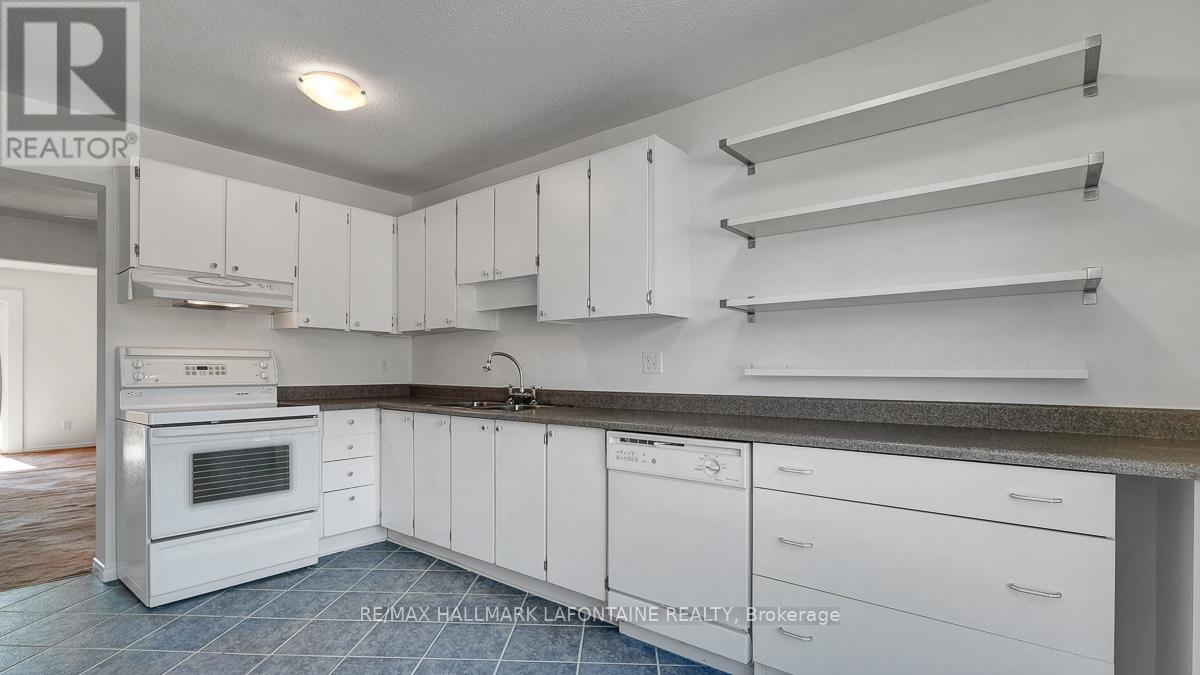 46 - 890 Cahill Drive W