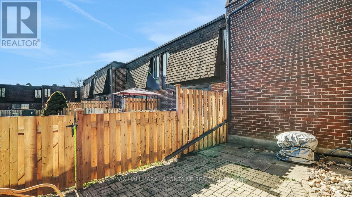 46 - 890 Cahill Drive W