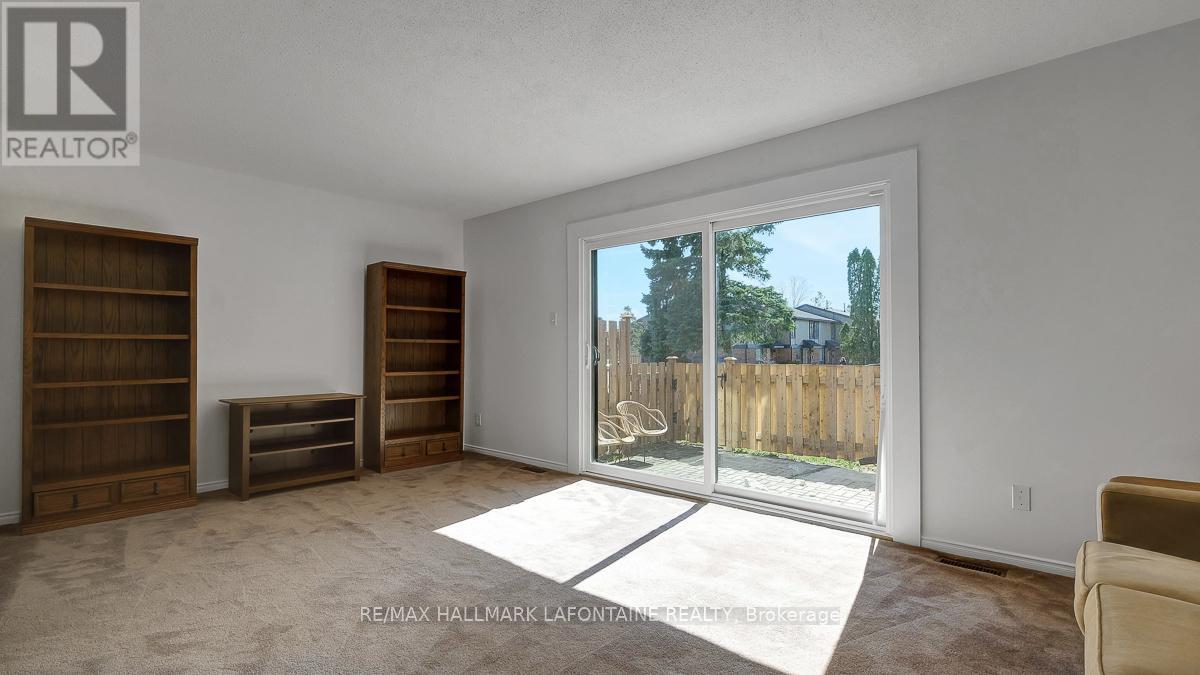 46 - 890 Cahill Drive W