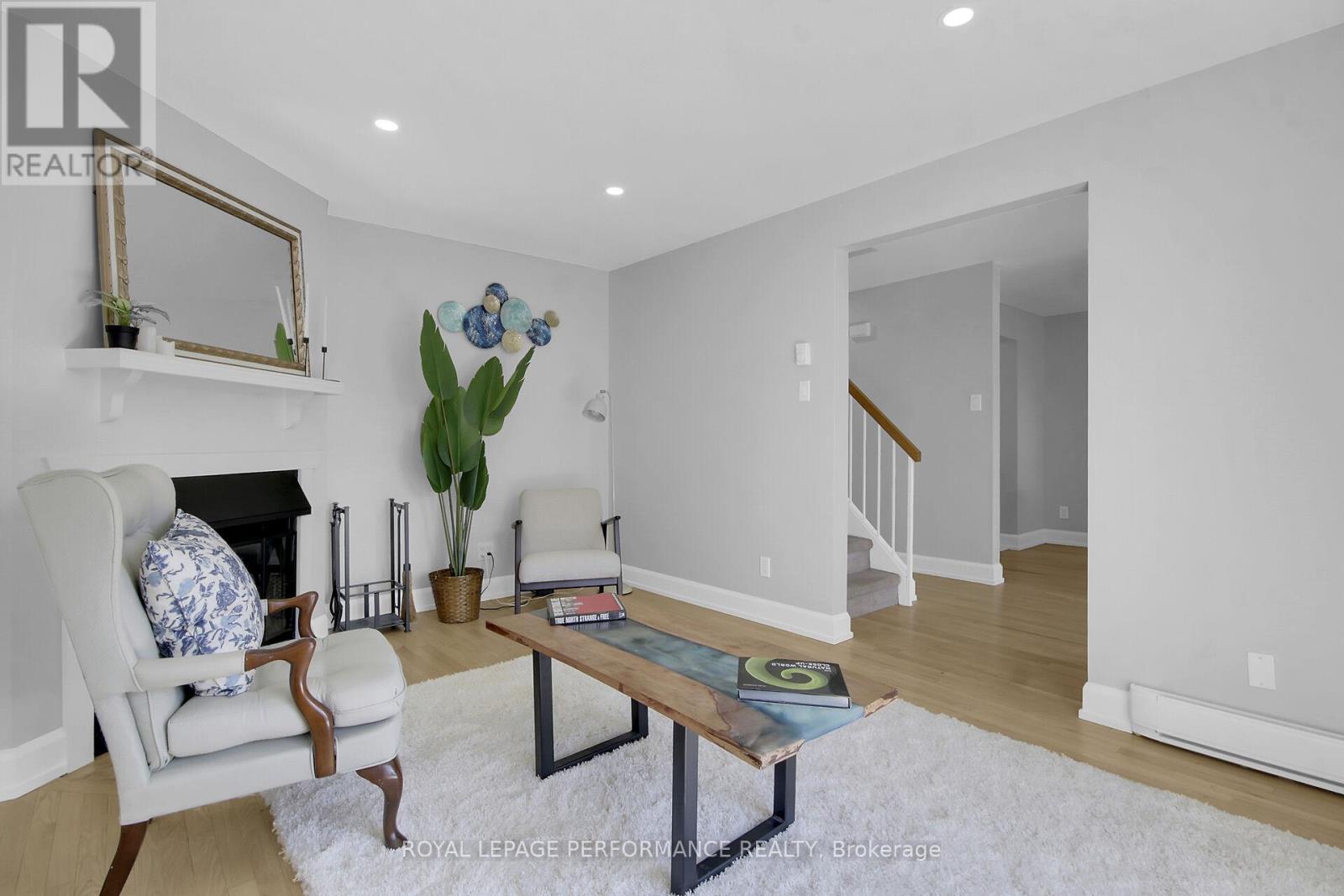 110 - 1770 Cabaret Lane