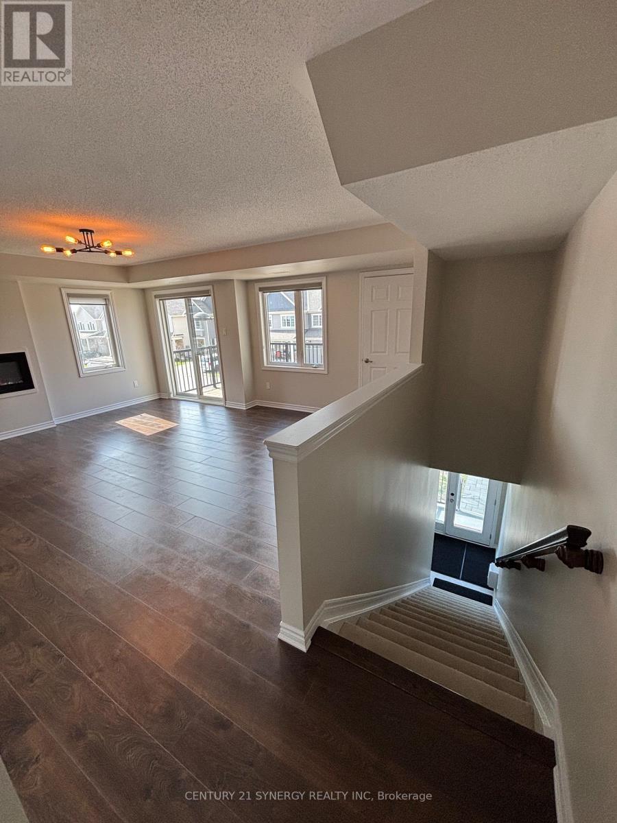 2240 Watercolours Way