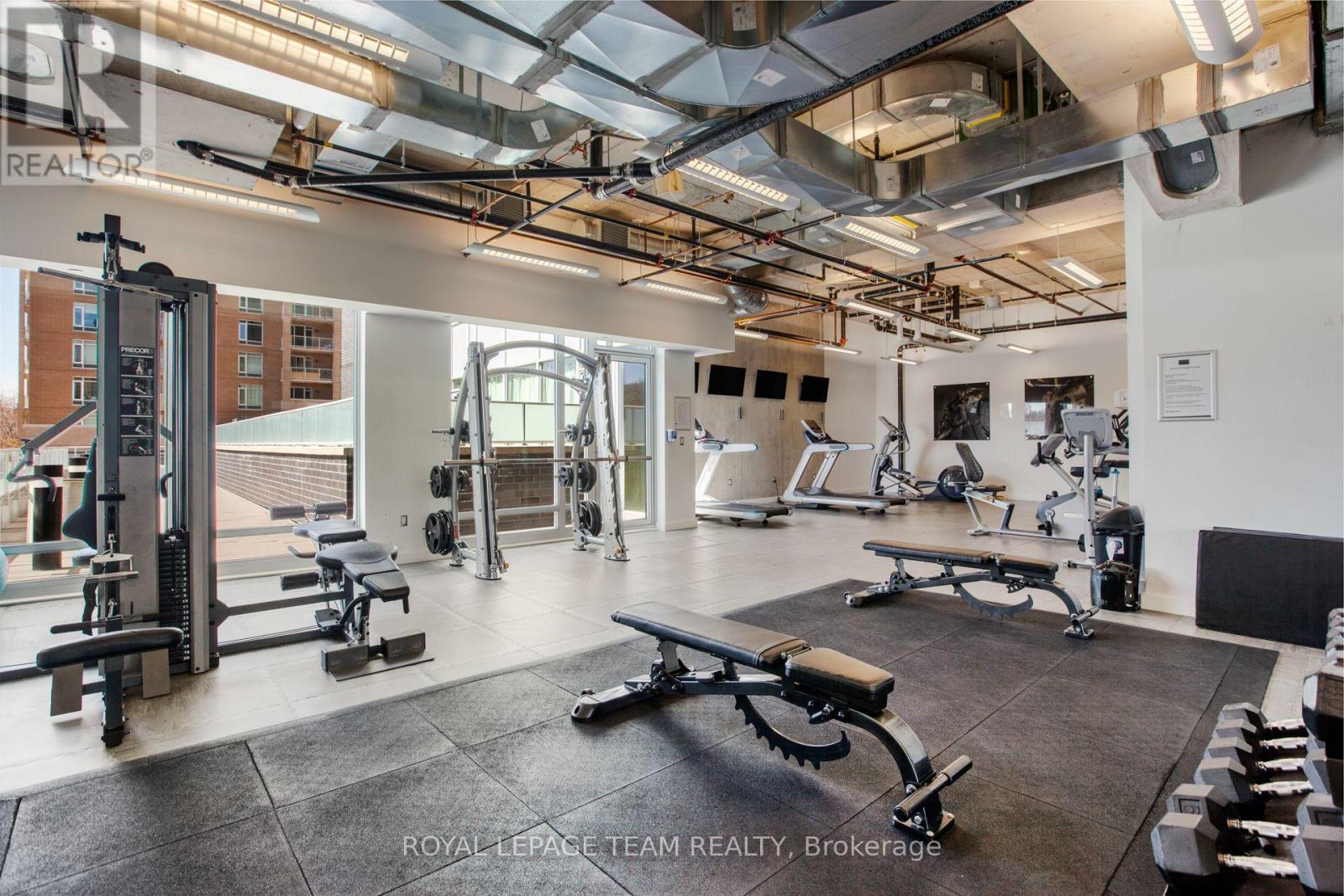 1506 - 111 Champagne Avenue S