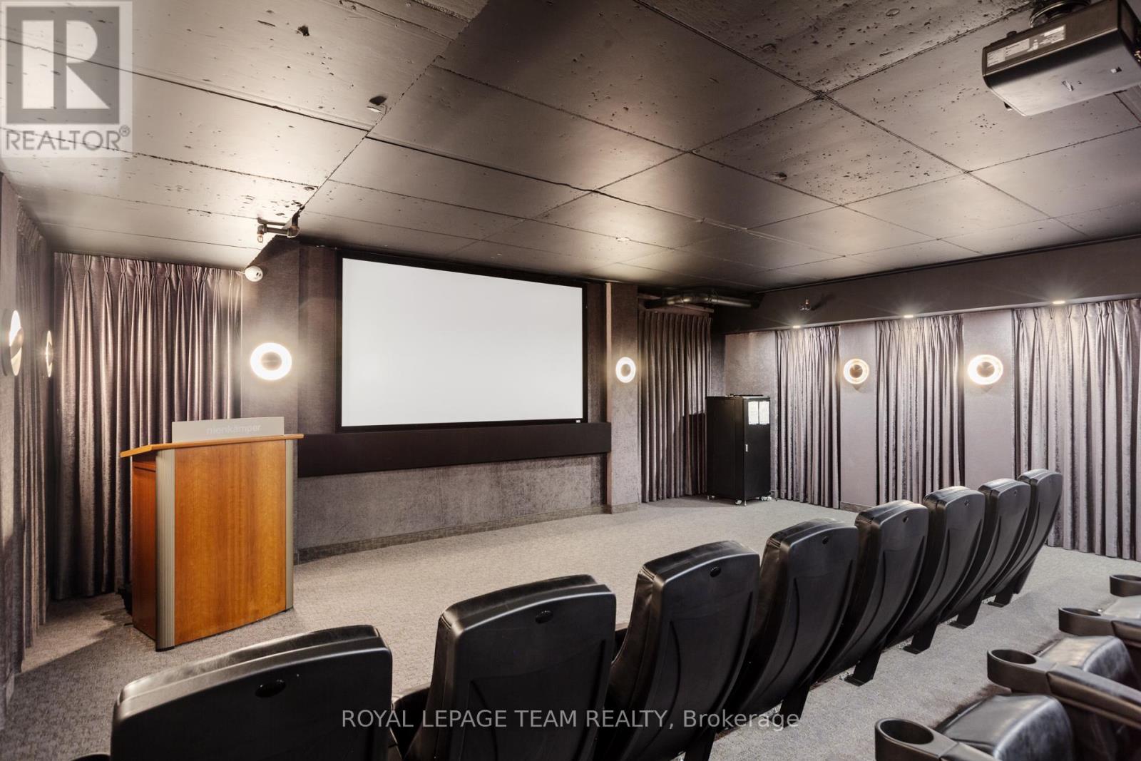 1506 - 111 Champagne Avenue S