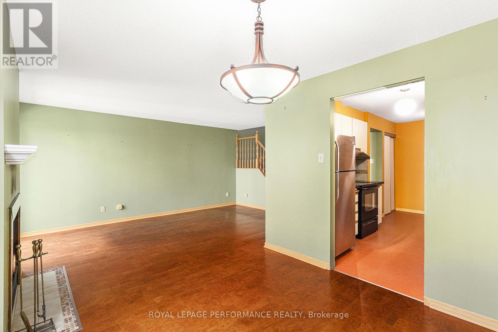 2015 Summerfields Crescent