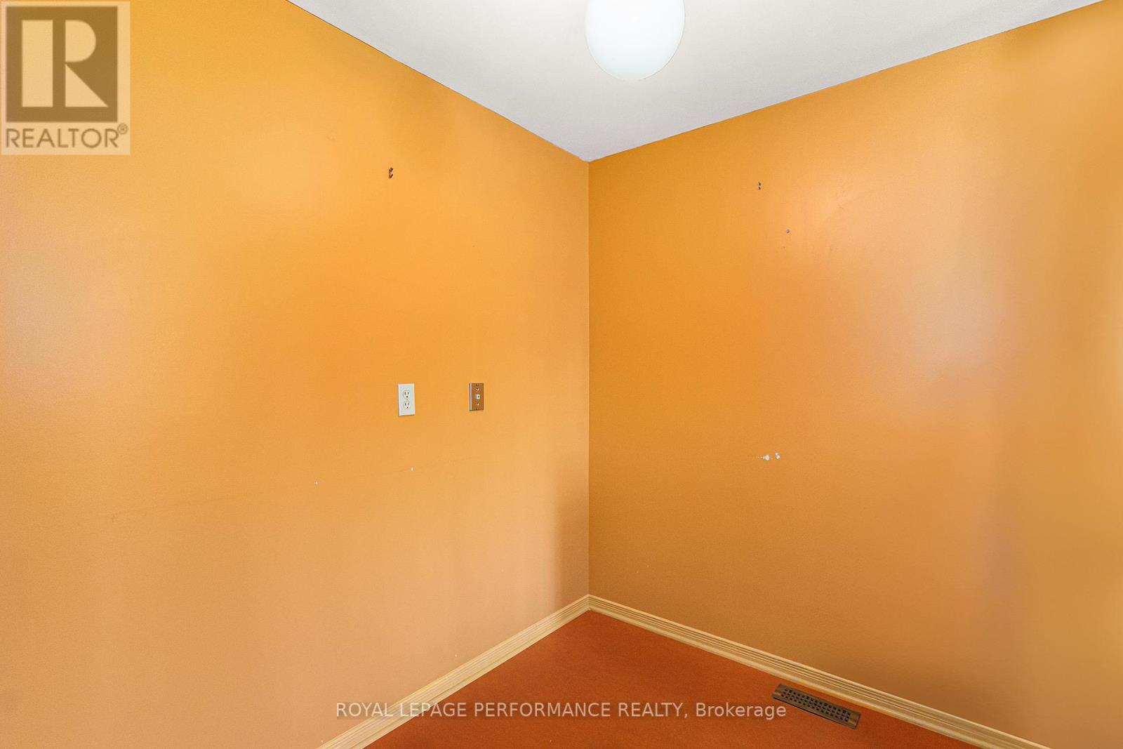 2015 Summerfields Crescent