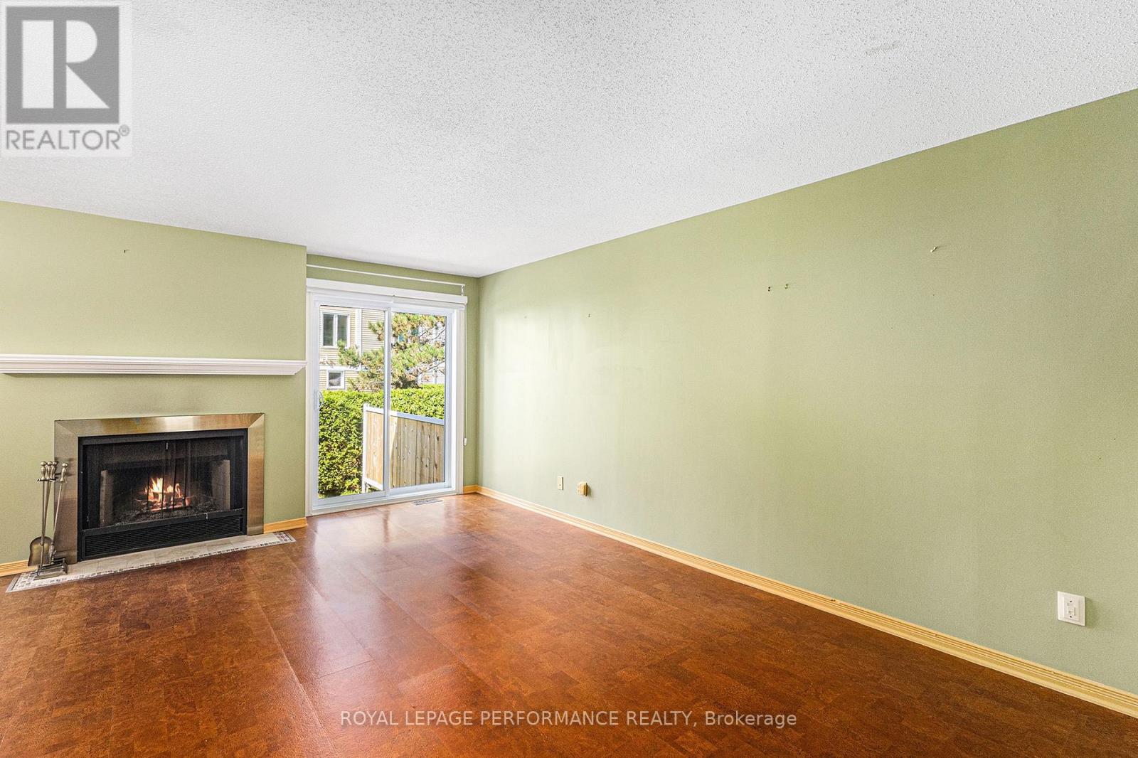 2015 Summerfields Crescent