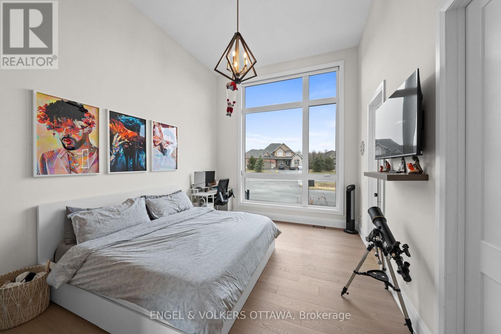 1600 Nightshade Place