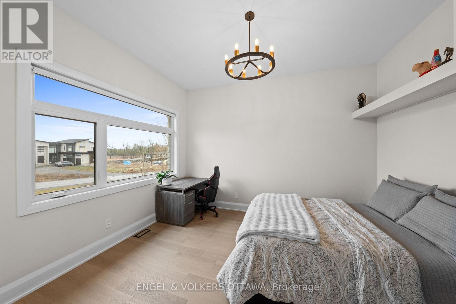 1600 Nightshade Place