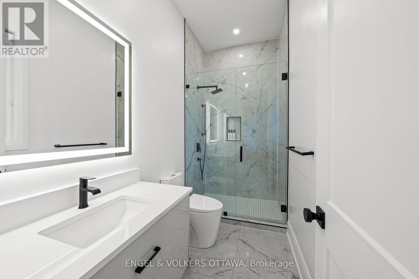 1600 Nightshade Place