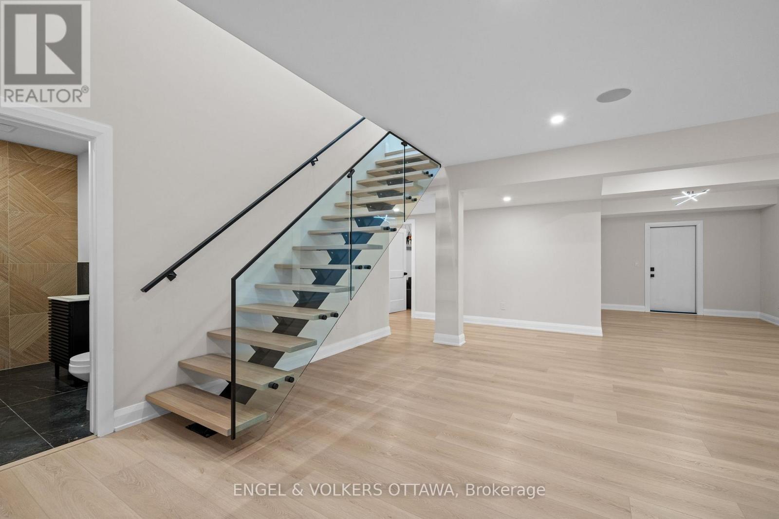 1600 Nightshade Place