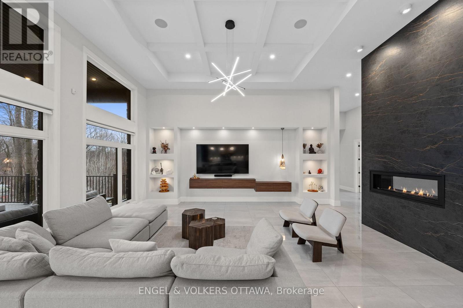 1600 Nightshade Place