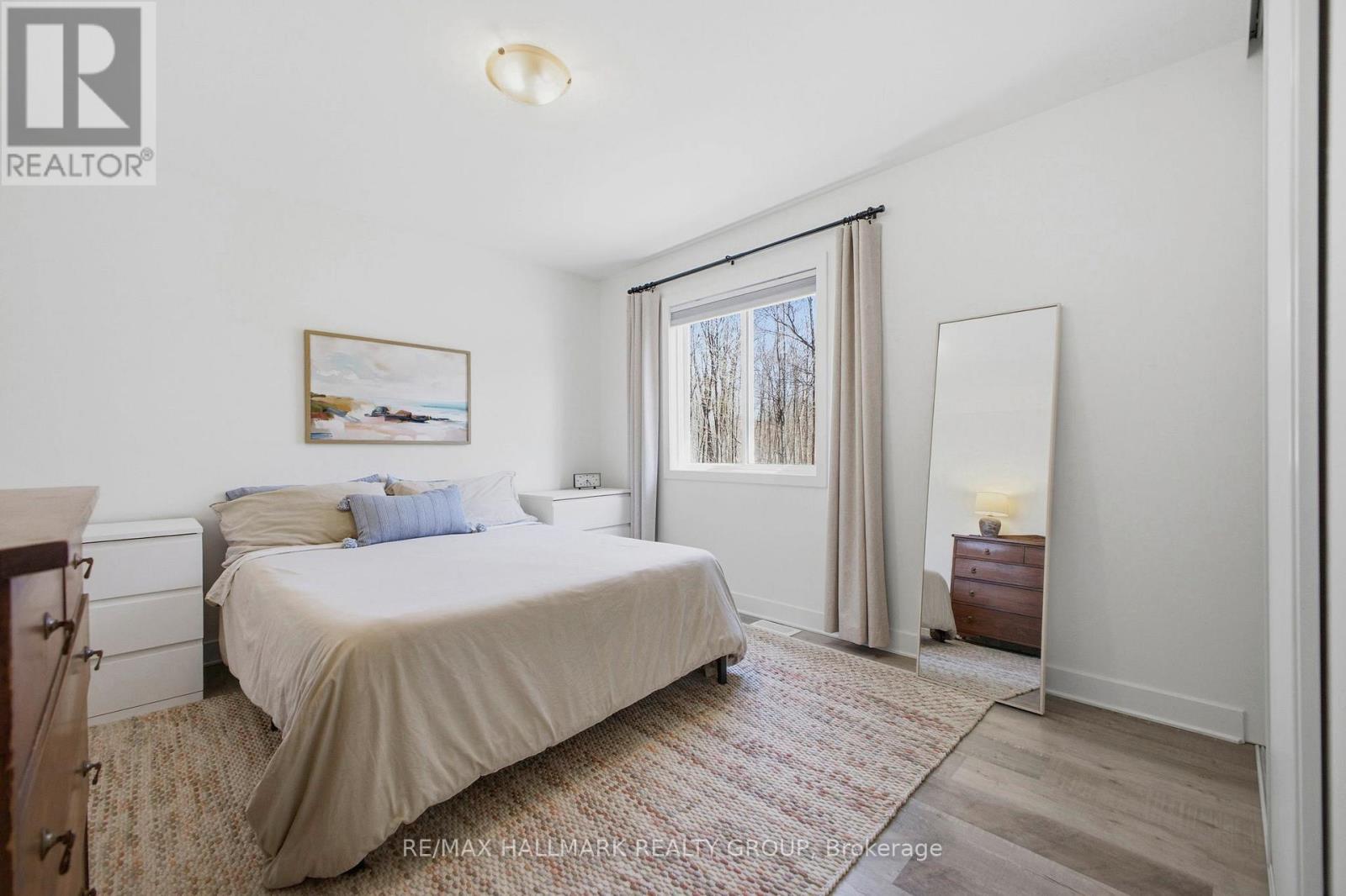 583 Gillies Corners Side Road