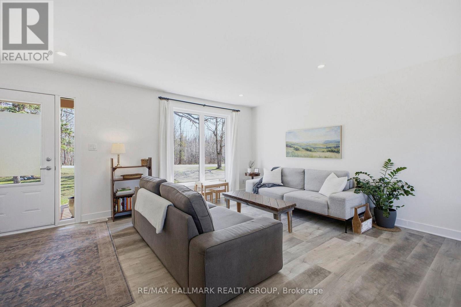 583 Gillies Corners Side Road