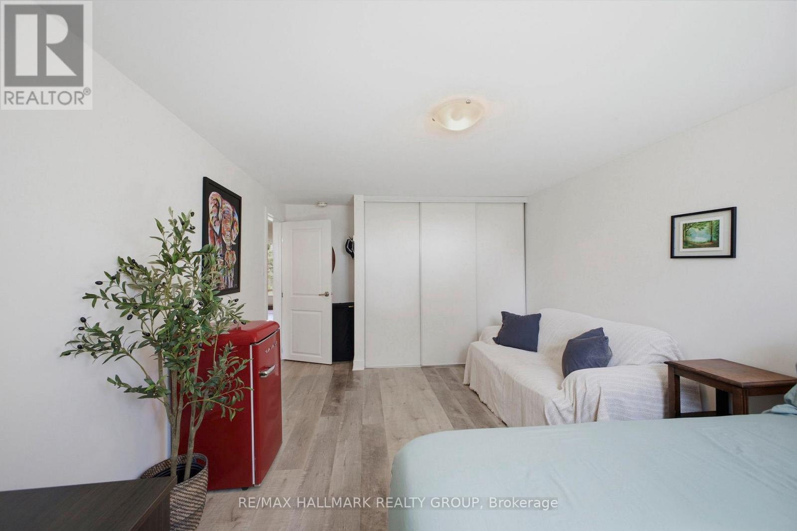 583 Gillies Corners Side Road