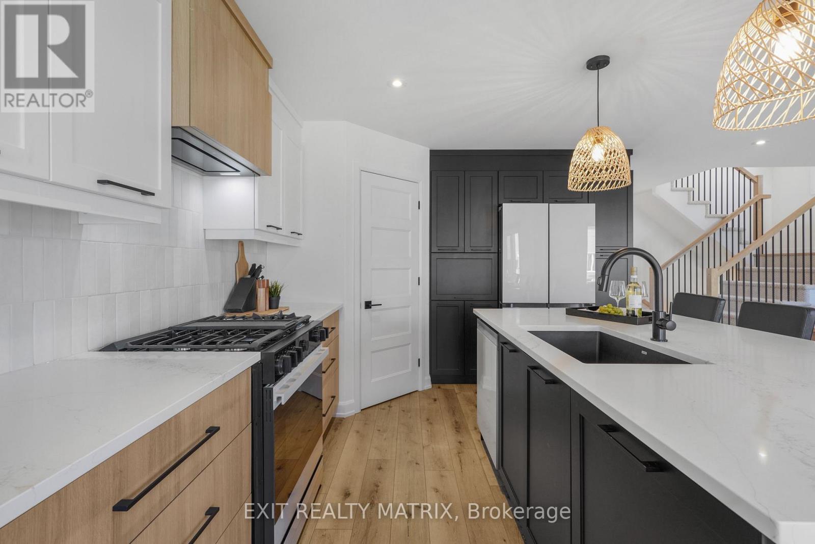 1200 Montblanc Crescent