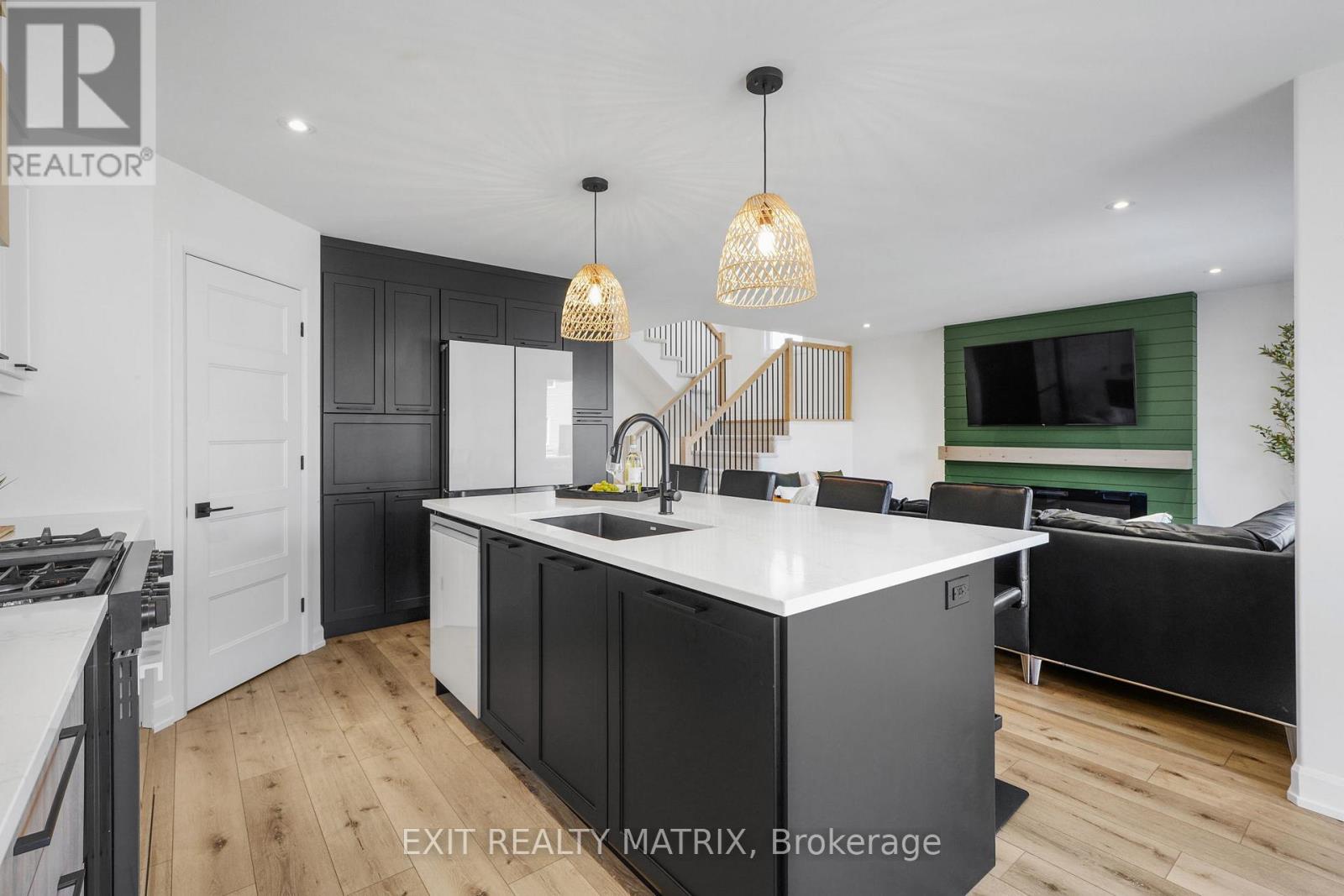 1200 Montblanc Crescent