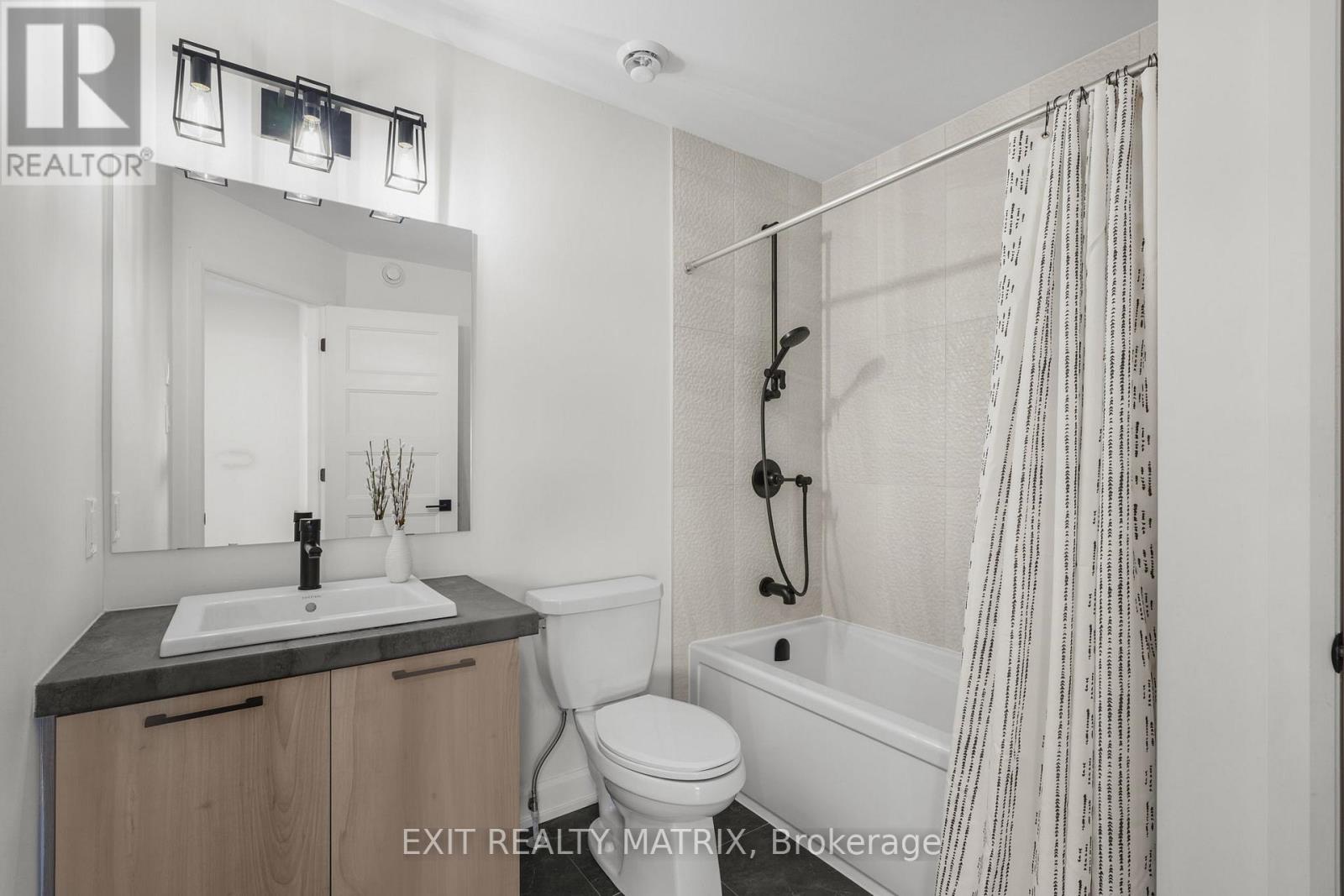 1200 Montblanc Crescent