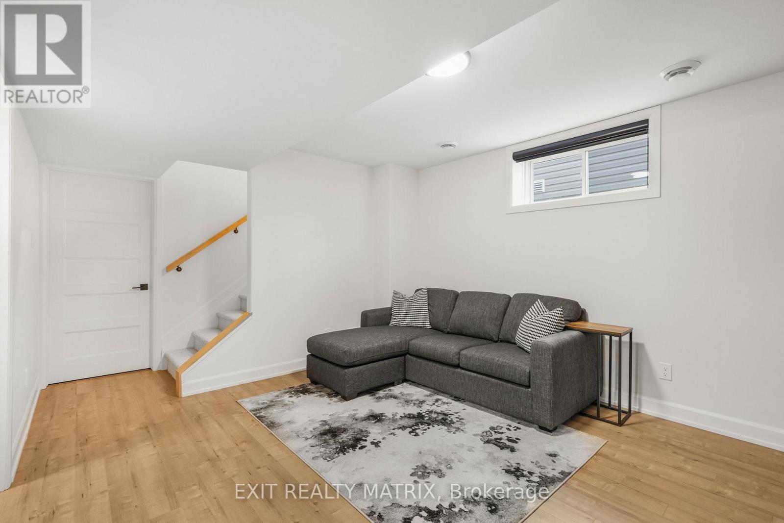 1200 Montblanc Crescent