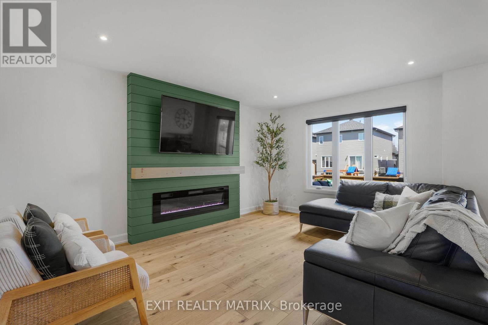 1200 Montblanc Crescent