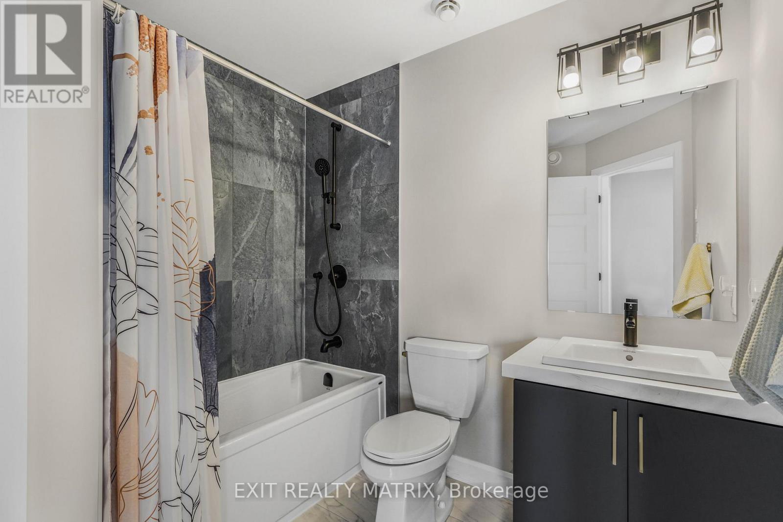 1202 Montblanc Crescent