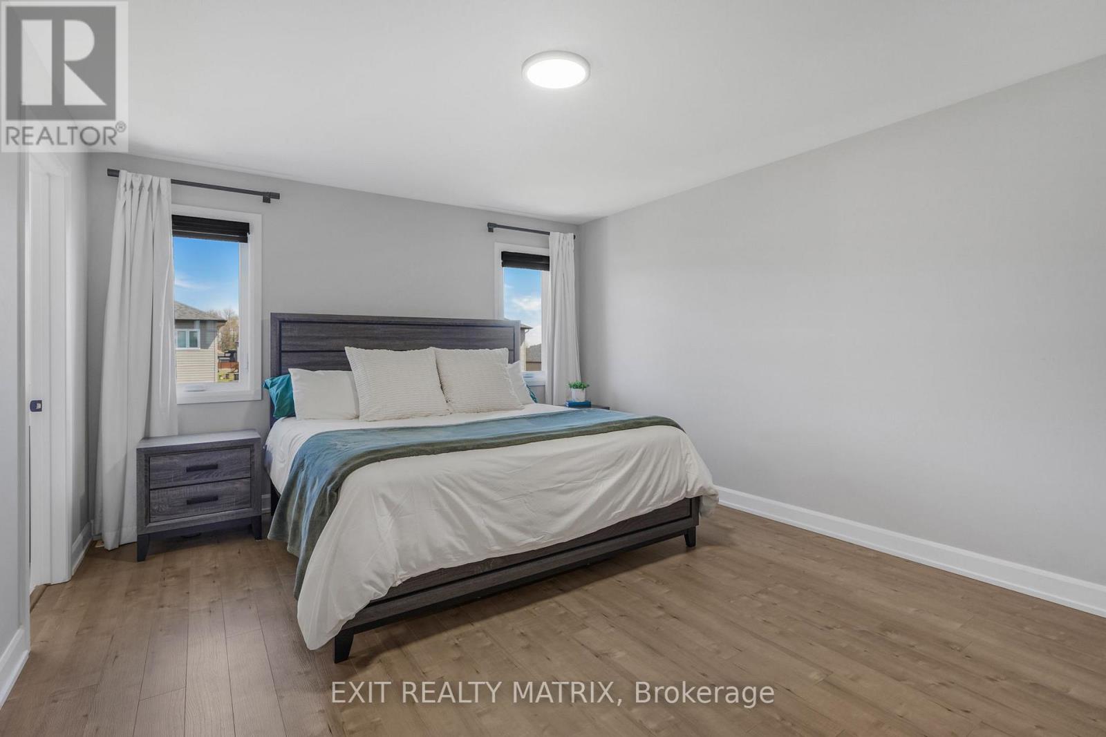 1202 Montblanc Crescent