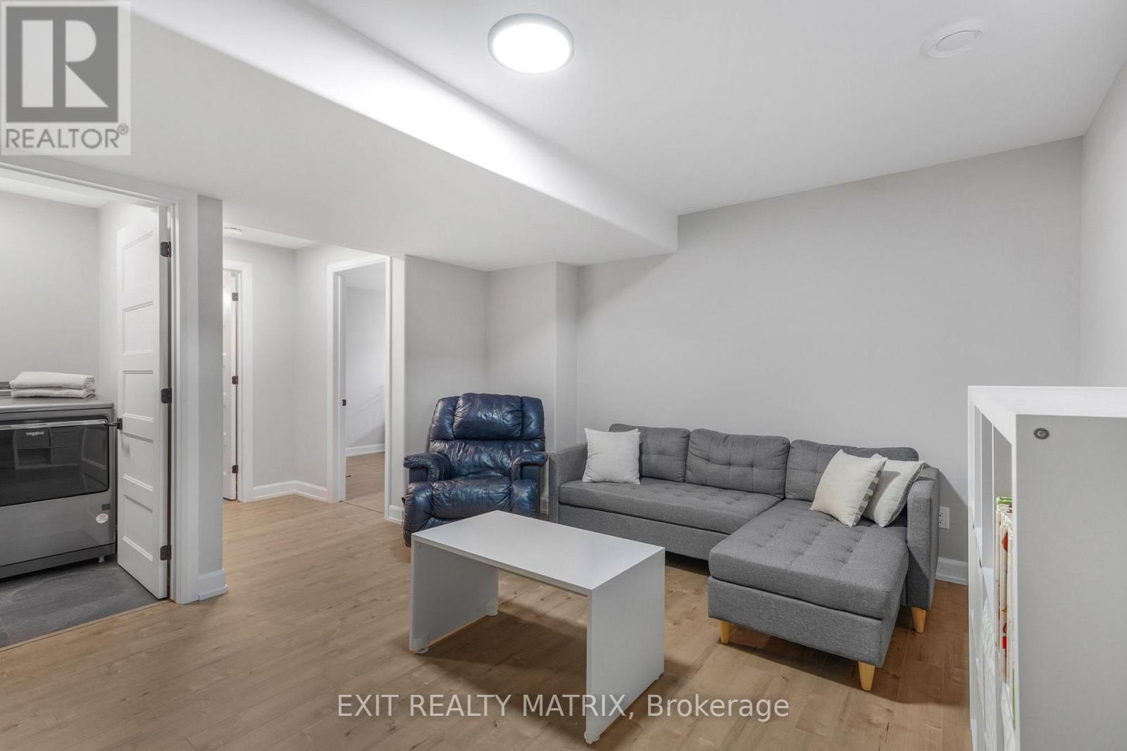 1202 Montblanc Crescent