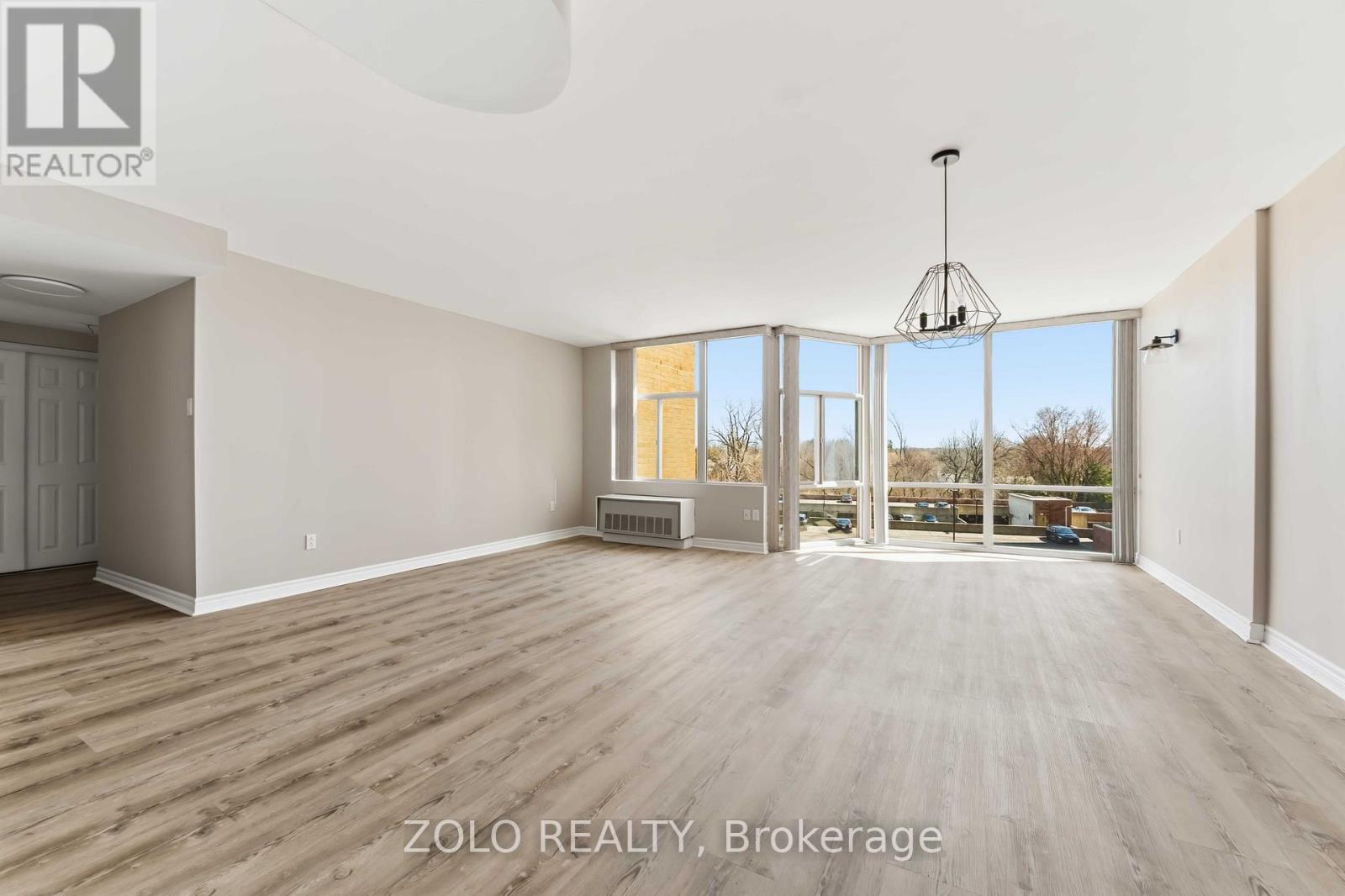 501 - 2759 Carousel Crescent