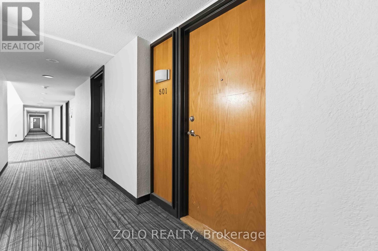 501 - 2759 Carousel Crescent