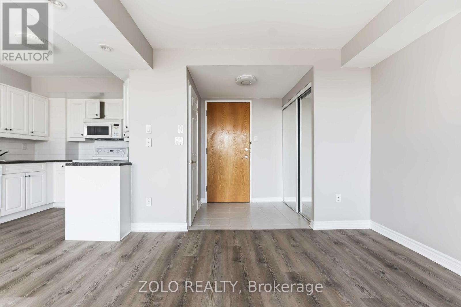 501 - 2759 Carousel Crescent